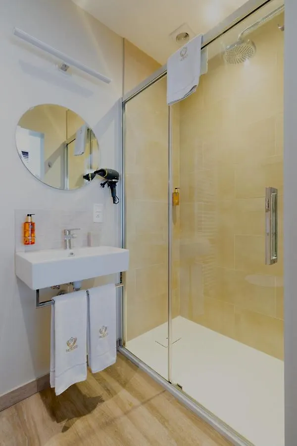 Jt Homes Bruges Guest house